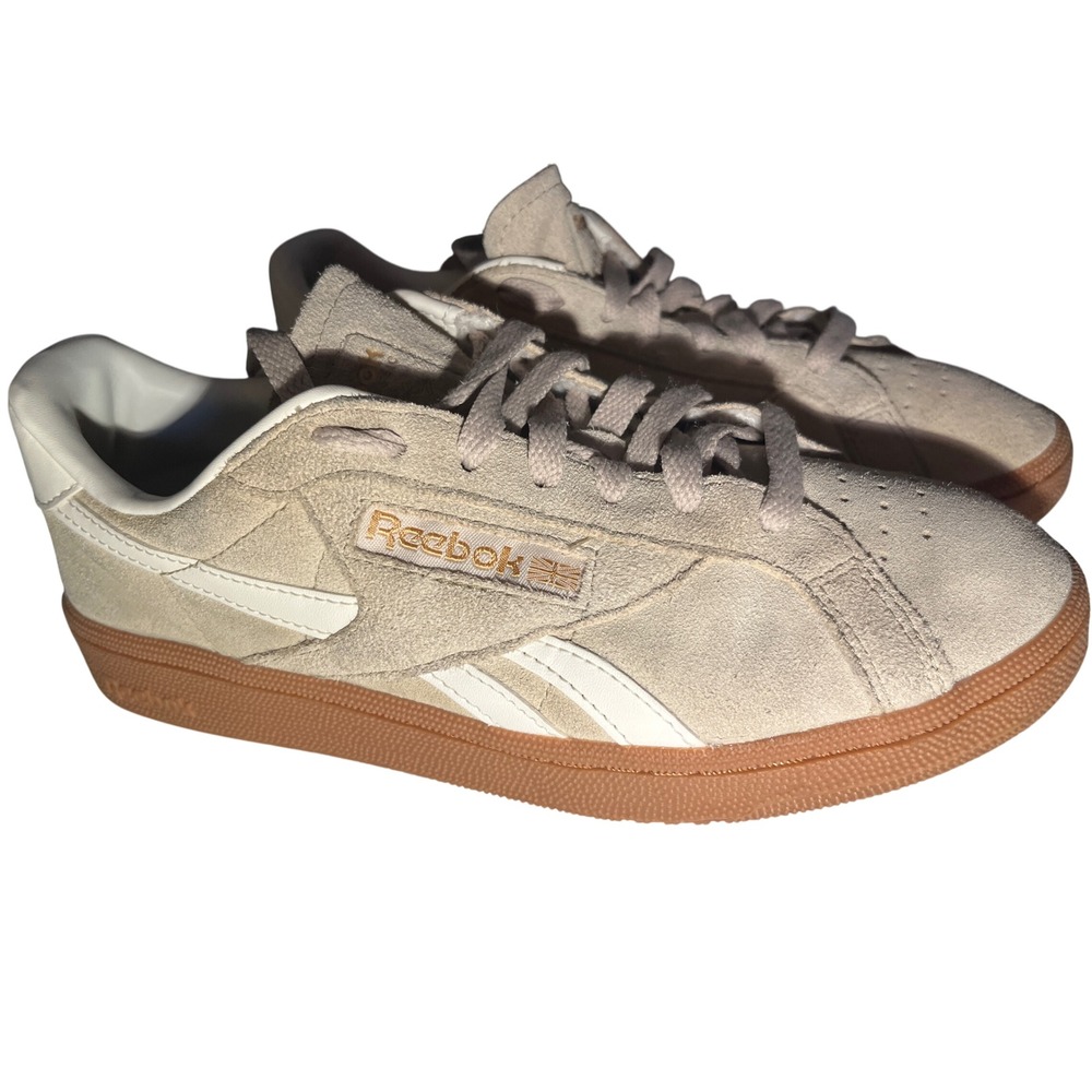 Reebok Club C 85 Suede Gum Sole Sneakers Tan Beige Classic Casual Size 8 - Picture 9 of 10
